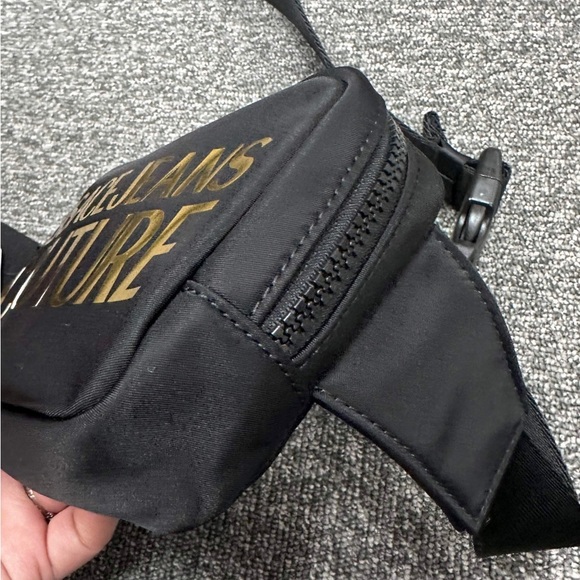 Versace jean . - Picture 7 of 7